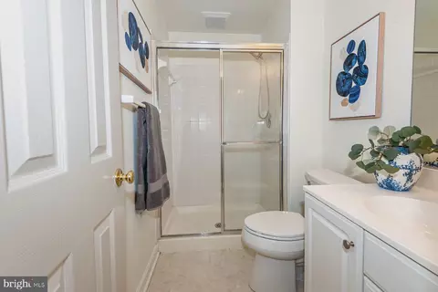 Bath - 1717 Jasper Ln, Crofton, MD 21114 photo 5 of 5