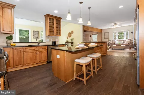 Kitchen - 1717 Jasper Ln, Crofton, MD 21114 photo 7 of 7