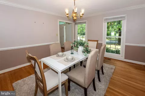 Dining - 1717 Jasper Ln, Crofton, MD 21114 photo 2 of 4