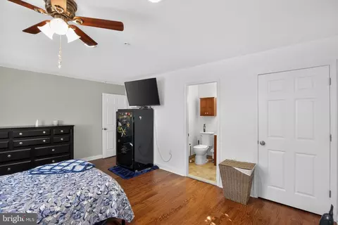 Bedroom - 237 Spring Gap Gap S, Laurel, MD 20724 photo 3 of 13