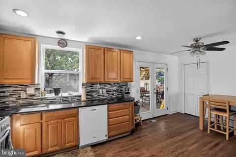 Kitchen - 237 Spring Gap Gap S, Laurel, MD 20724 photo 1 of 2