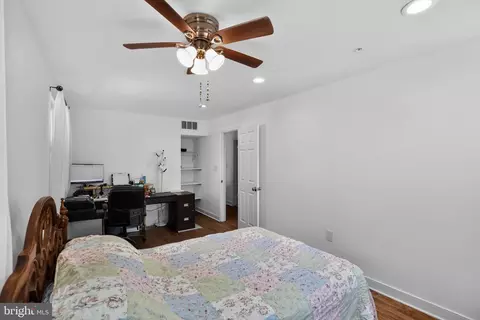 Bedroom - 237 Spring Gap Gap S, Laurel, MD 20724 photo 6 of 13