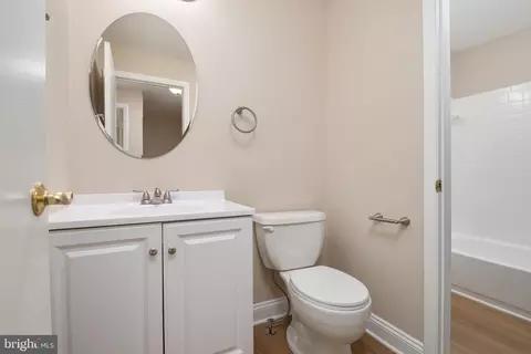 Bath - 907 Spry Harbour, Pasadena, MD 21122 photo 2 of 2