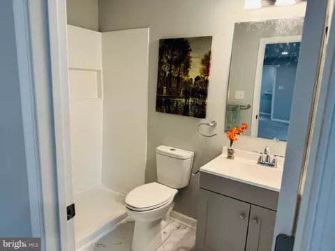 Bath - 706 203rd St, Pasadena, MD 21122 photo 2 of 3