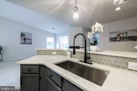 Kitchen - 30 I Sandstone Ct, Annapolis, MD 21403 photo 2 of 2