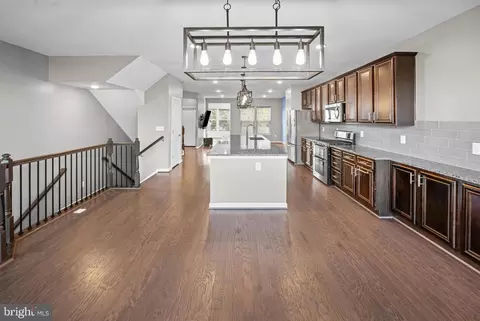 Entry Way - 8279 Meadowood Dr, Hanover, MD 21076 photo 3 of 14