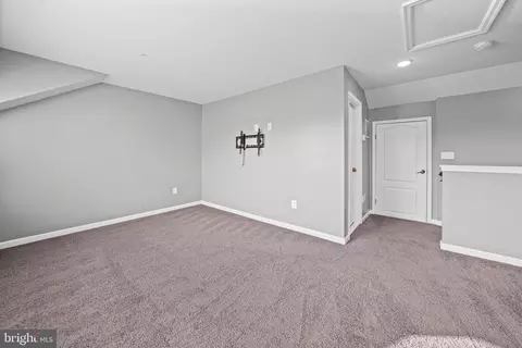 Entry Way - 8279 Meadowood Dr, Hanover, MD 21076 photo 8 of 14