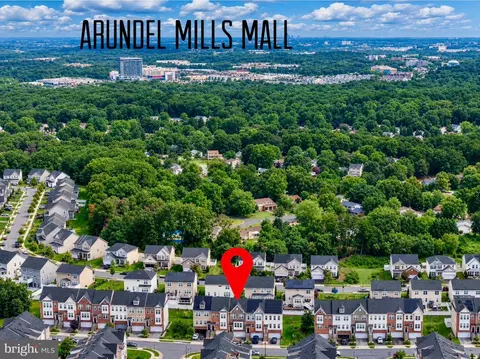 View/Area - 8279 Meadowood Dr, Hanover, MD 21076 photo 2 of 9