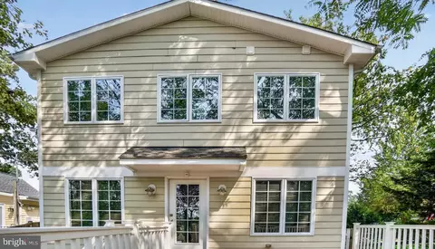 Exterior - 7732 W Shore Rd W, Pasadena, MD 21122 photo 7 of 9