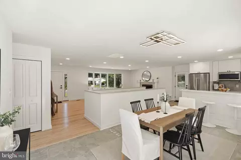 Dining - 109 Sunset Dr, Annapolis, MD 21403 photo 2 of 2