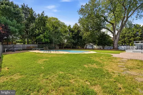 Other - 109 Sunset Dr, Annapolis, MD 21403 photo 8 of 11