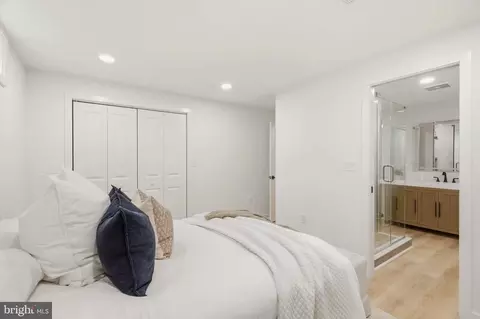 Bedroom - 109 Sunset Dr, Annapolis, MD 21403 photo 7 of 7