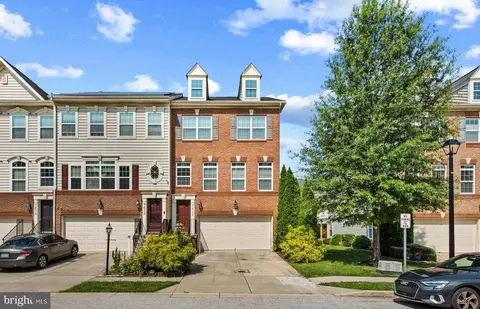 7412 Macon Dr, Glen Burnie, MD 21060