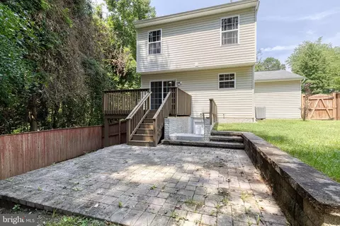 Exterior - 901 8th St, Pasadena, MD 21122 photo 4 of 5