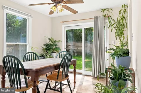 Dining - 208 Devon Ct, Linthicum Heights, MD 21090 photo 2 of 4