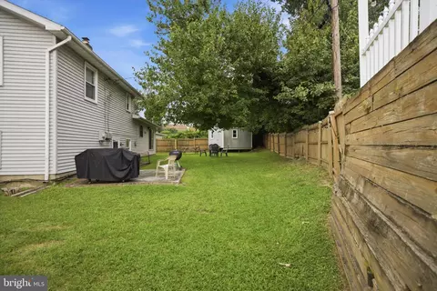 Exterior - 208 Devon Ct, Linthicum Heights, MD 21090 photo 5 of 5