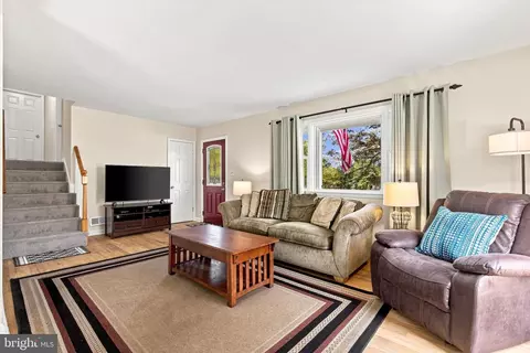 Other - 208 Devon Ct, Linthicum Heights, MD 21090 photo 3 of 9