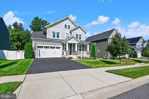 8106 Neidert Dr, Millersville, MD 21108