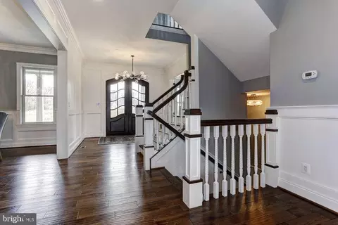 Entry Way - 3622 Edgemont St, Edgewater, MD 21037 photo 3 of 3