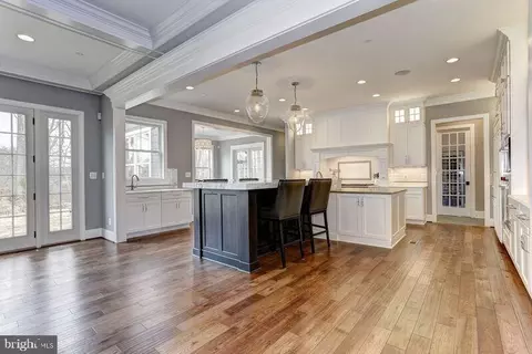 Kitchen - 3622 Edgemont St, Edgewater, MD 21037 photo 5 of 6