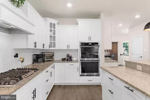 Kitchen - 2907 Bluebells Ct, Gambrills, MD 21054 photo 2 of 4