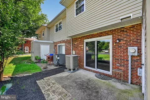 Exterior - 74 Heritage Ct, Annapolis, MD 21401 photo 3 of 7