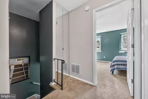 Entry Way - 74 Heritage Ct, Annapolis, MD 21401 photo 5 of 5