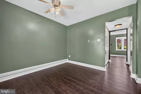 Entry Way - 74 Heritage Ct, Annapolis, MD 21401 photo 1 of 5
