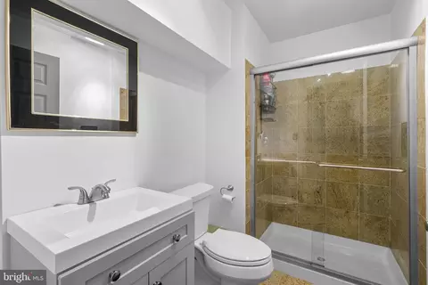 Bath - 206 Bowen Ct, Annapolis, MD 21401 photo 5 of 5