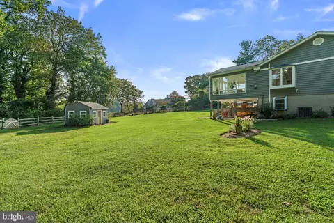 Exterior - 384 Eagle Hill Rd, Pasadena, MD 21122 photo 8 of 15