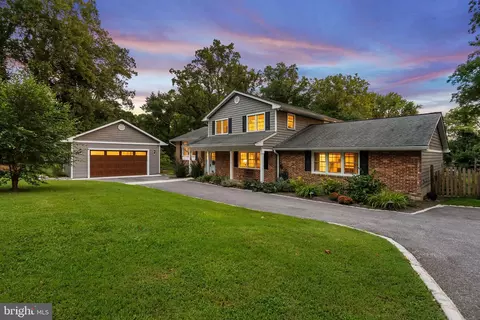 Exterior - 384 Eagle Hill Rd, Pasadena, MD 21122 photo 12 of 15