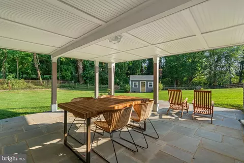 Exterior - 384 Eagle Hill Rd, Pasadena, MD 21122 photo 5 of 15