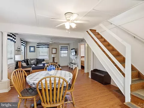 Dining - 285 Cove Rd, Pasadena, MD 21122 photo 3 of 3