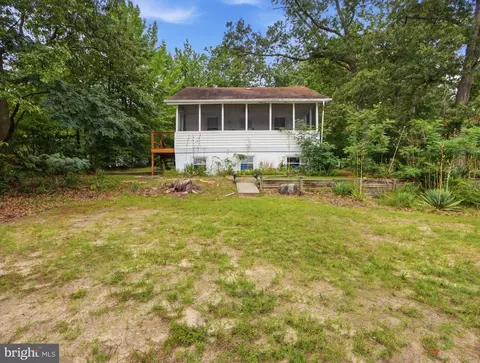 Exterior - 285 Cove Rd, Pasadena, MD 21122 photo 14 of 21