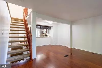 Living - 7906 Wellesley Ct, Pasadena, MD 21122 photo 2 of 6
