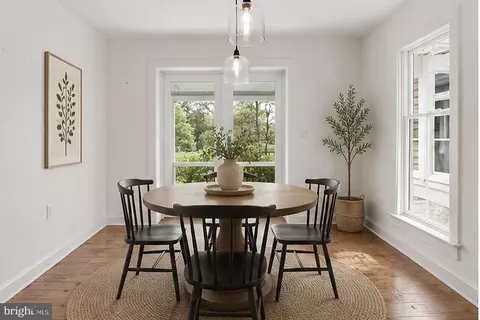 Dining - 5865 Deale Beach Rd, Deale, MD 20751 photo 2 of 2