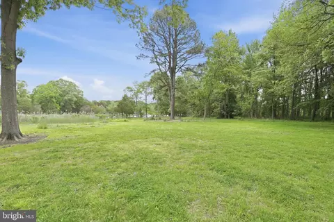 Exterior - 5865 Deale Beach Rd, Deale, MD 20751 photo 7 of 11