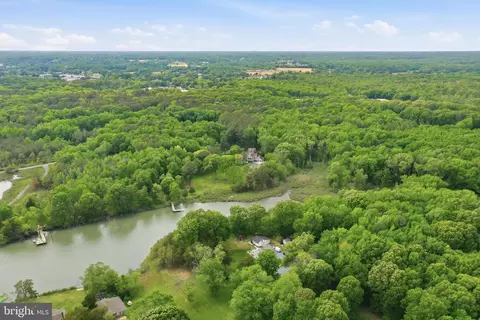 View/Area - 5865 Deale Beach Rd, Deale, MD 20751 photo 3 of 3