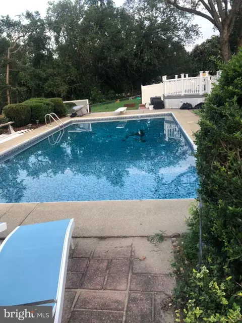 Exterior - 1222 Hillside Rd, Pasadena, MD 21122 photo 6 of 6