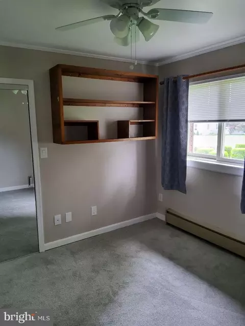 Bedroom - 1222 Hillside Rd, Pasadena, MD 21122 photo 2 of 13