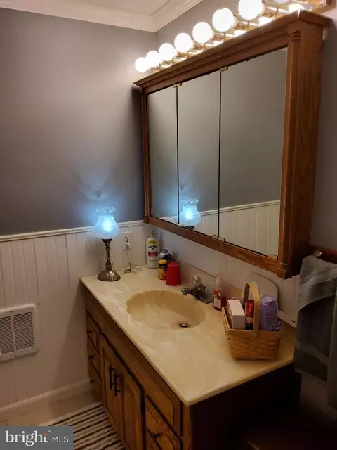 Bath - 1222 Hillside Rd, Pasadena, MD 21122 photo 1 of 3