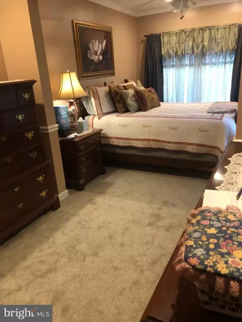 Bedroom - 1222 Hillside Rd, Pasadena, MD 21122 photo 10 of 13