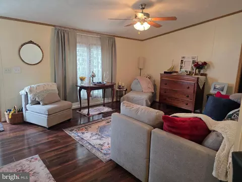 74 Edward Ln, Lothian, MD 20711 photo 6