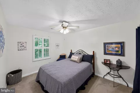 Bedroom - 6310 Westmont Ct, Dunkirk, MD 20754 photo 1 of 5