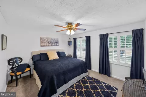 Bedroom - 6310 Westmont Ct, Dunkirk, MD 20754 photo 3 of 5