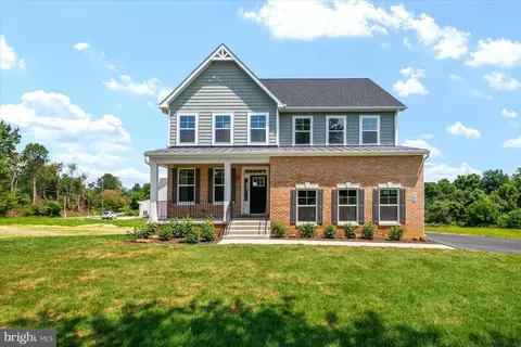 Exterior - 947 Marzoff Rd, Deale, MD 20751 photo 2 of 5