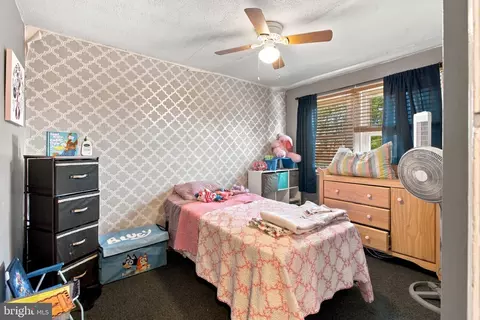 Bedroom - 402 Old Riverside Rd, Baltimore, MD 21225 photo 2 of 2