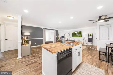 Kitchen - 50 Greystone Ct #D, Annapolis, MD 21403 photo 10 of 10