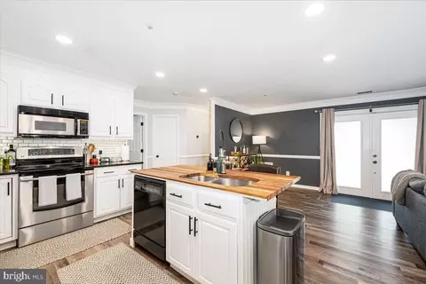 Kitchen - 50 Greystone Ct #D, Annapolis, MD 21403 photo 8 of 10