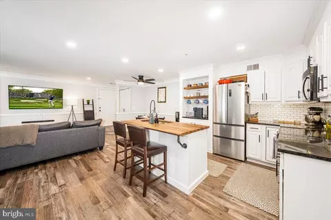 Kitchen - 50 Greystone Ct #D, Annapolis, MD 21403 photo 1 of 10
